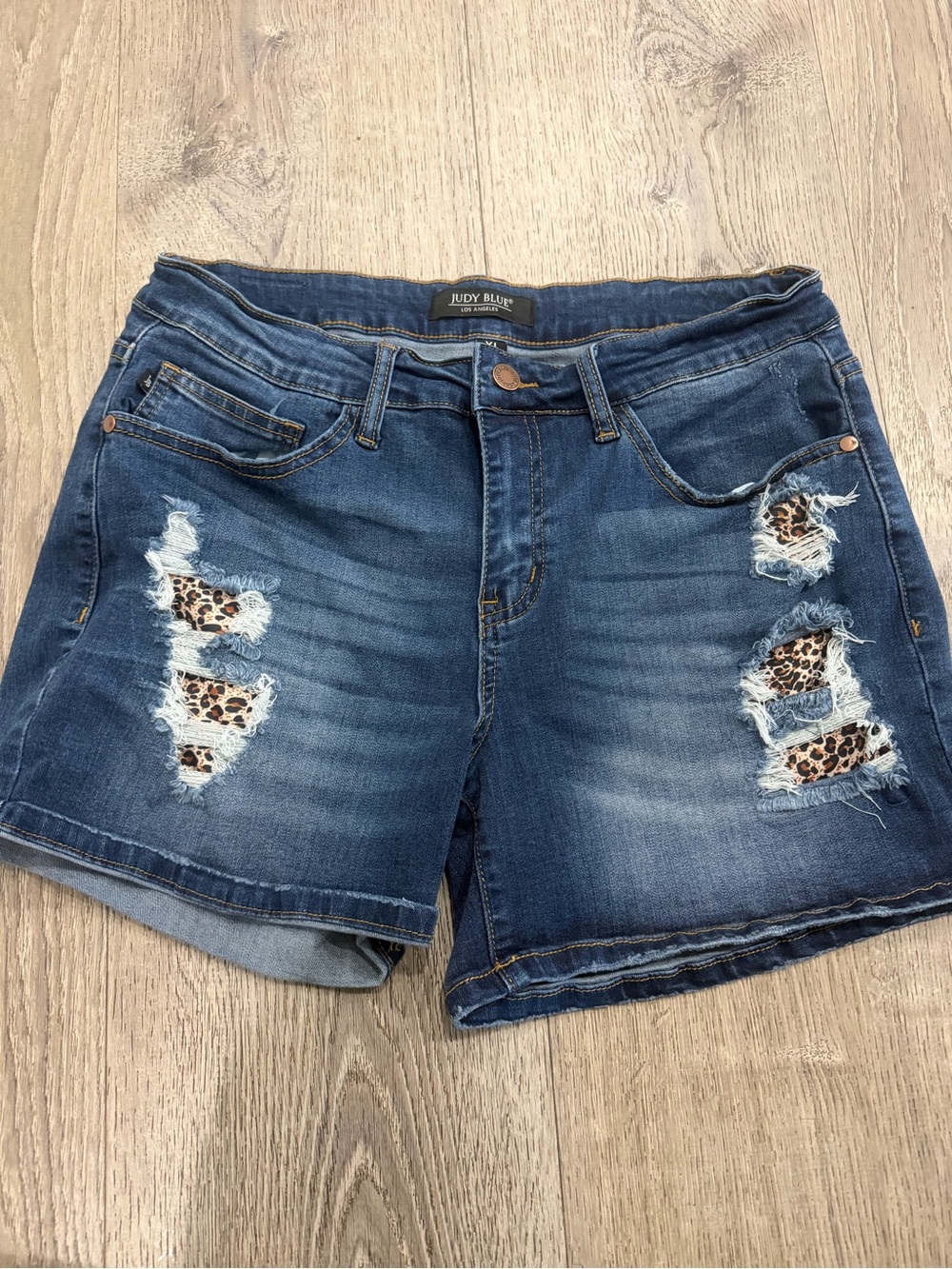 Judy Blue Dark Blue Distressed Denim Shorts with Leopard Inset